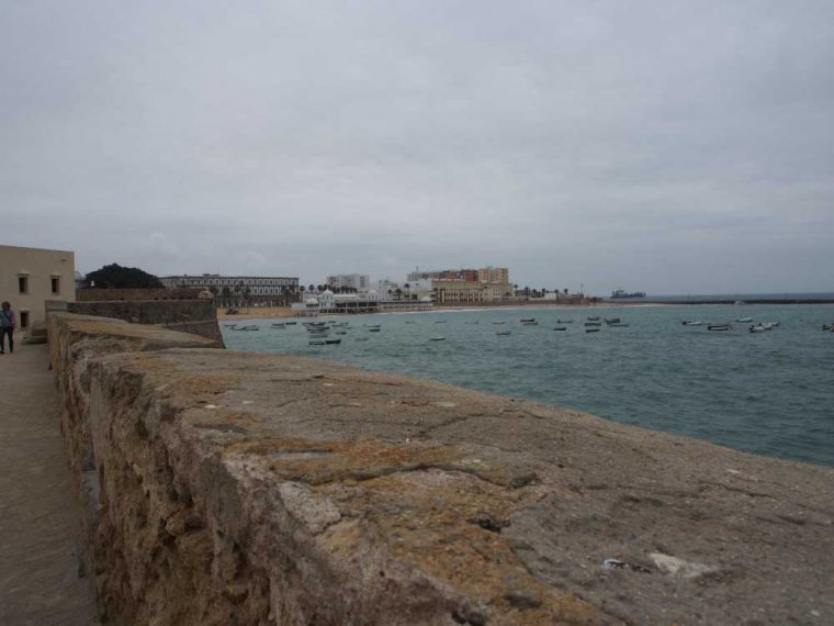 001-cadiz-festungen