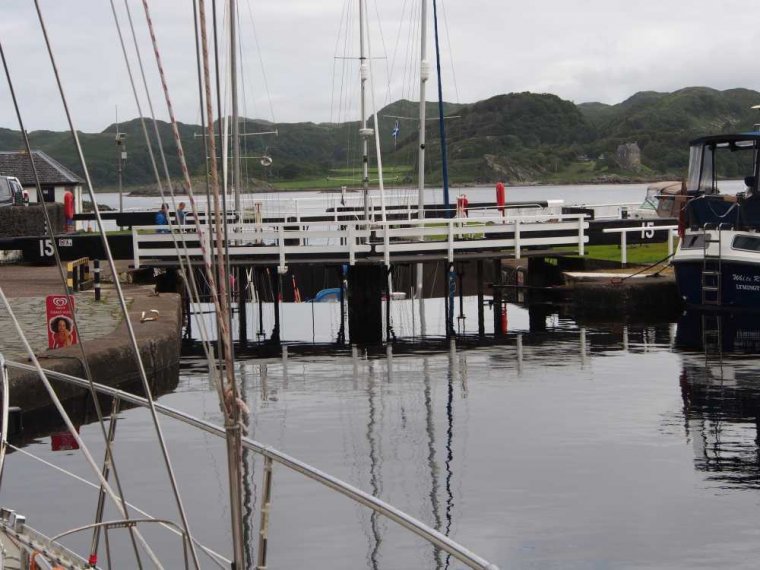042_crinan