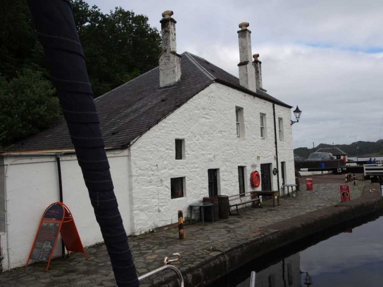 043_crinan