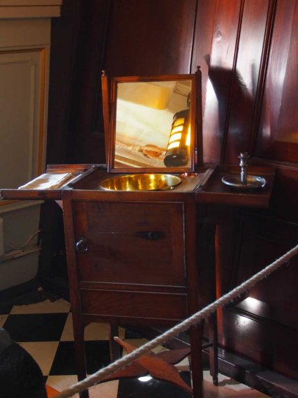 009_hms_victory