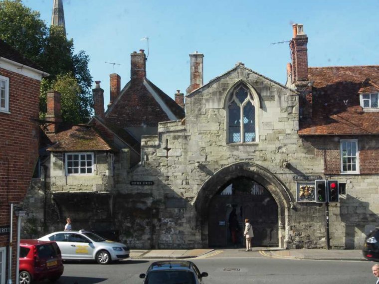 002_busfahrt_durch_salisbury