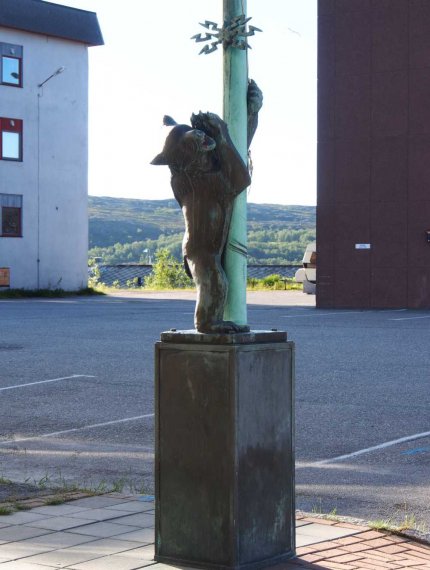 002_kirkenes_stadtimpressionen