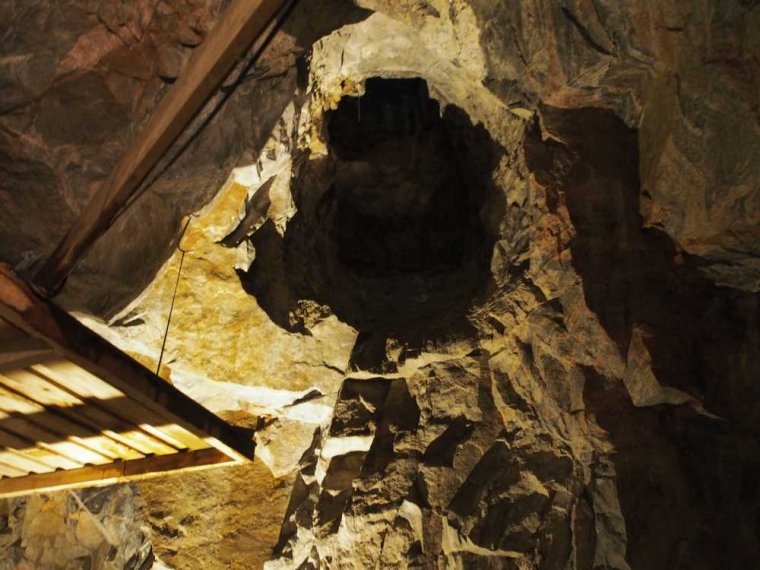 005_kirkenes_andrasgrotte